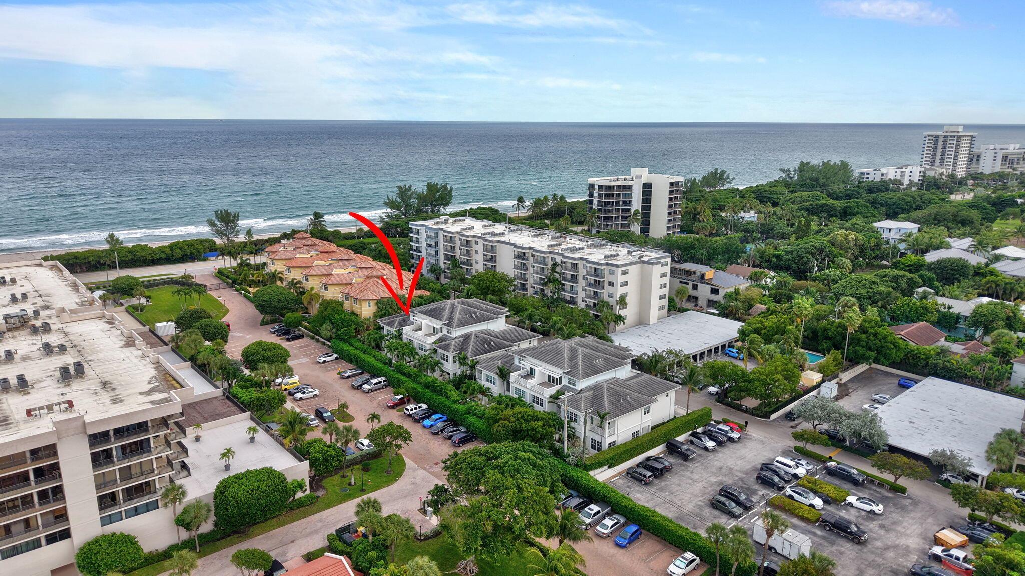 OCEANSIDE TOWNHOMES - Residential