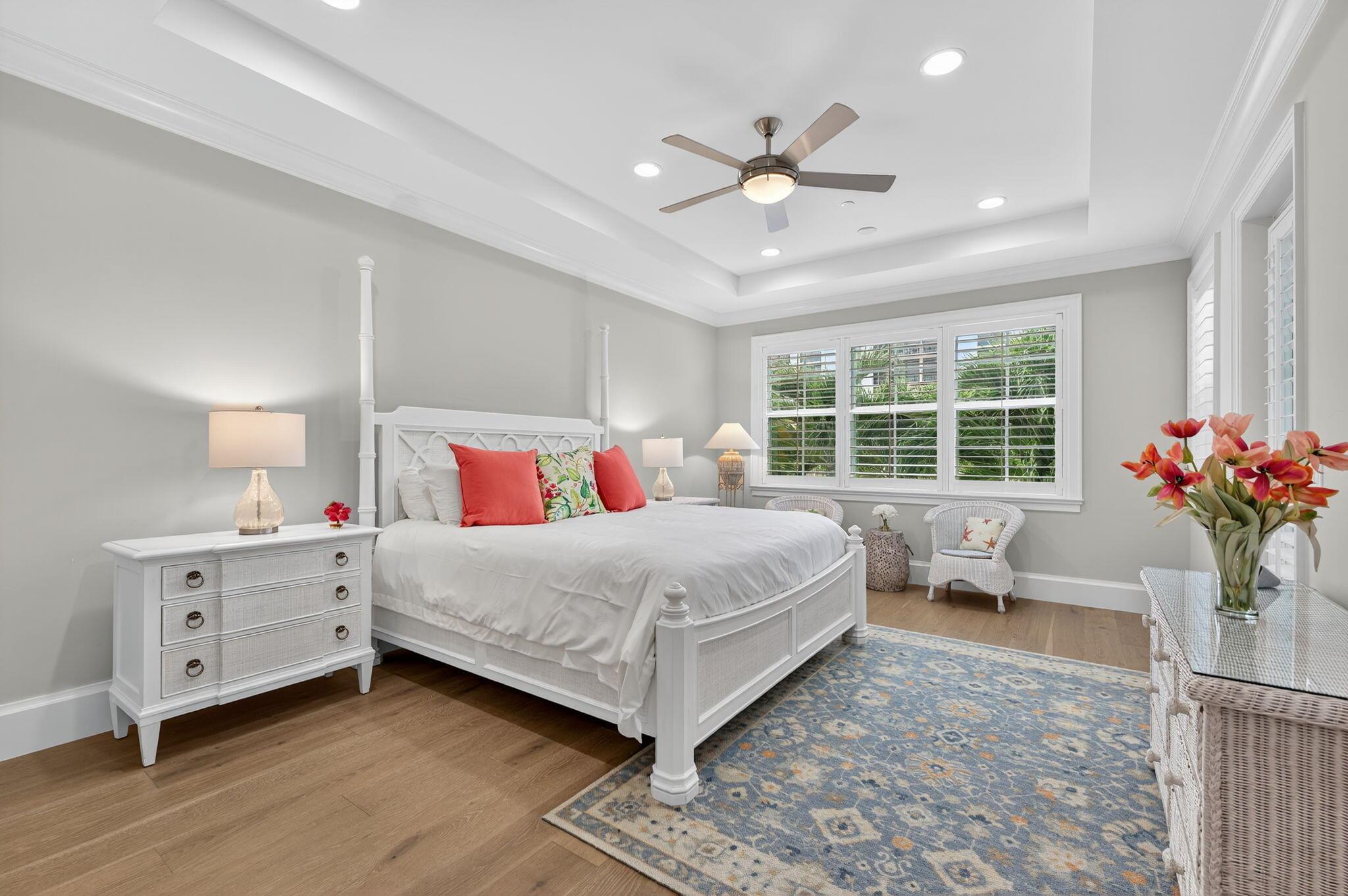 OCEANSIDE TOWNHOMES - Residential