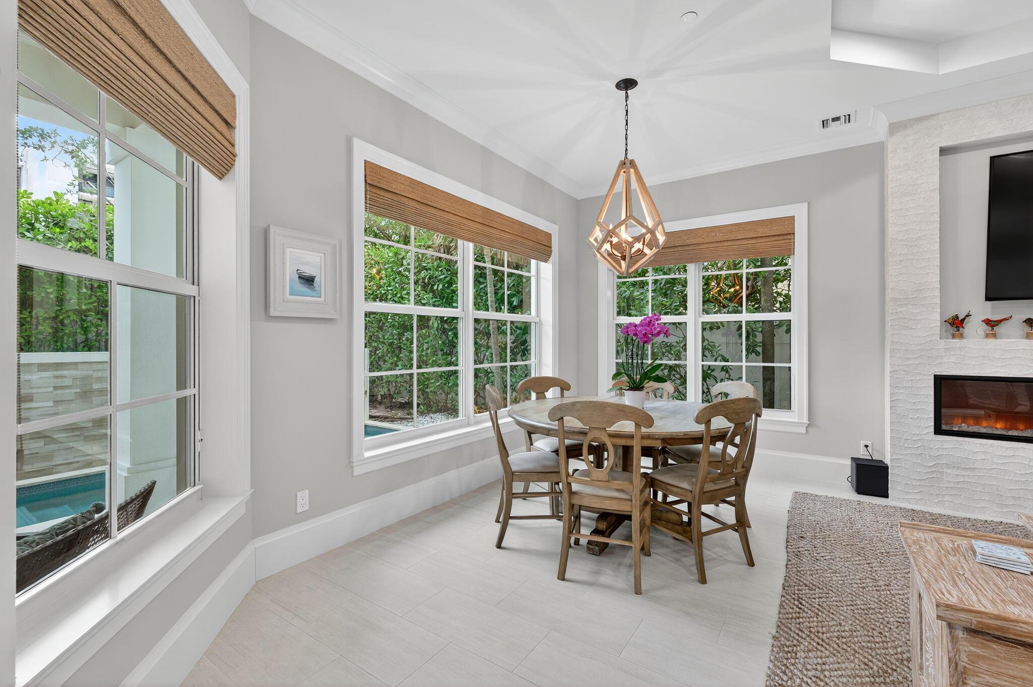 OCEANSIDE TOWNHOMES - Residential