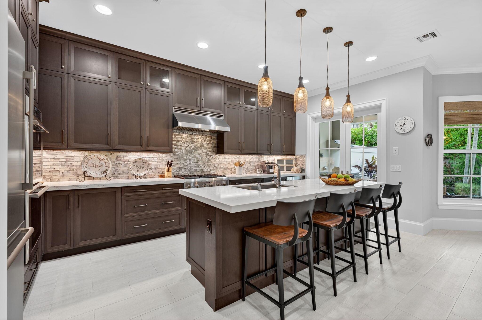 OCEANSIDE TOWNHOMES - Residential