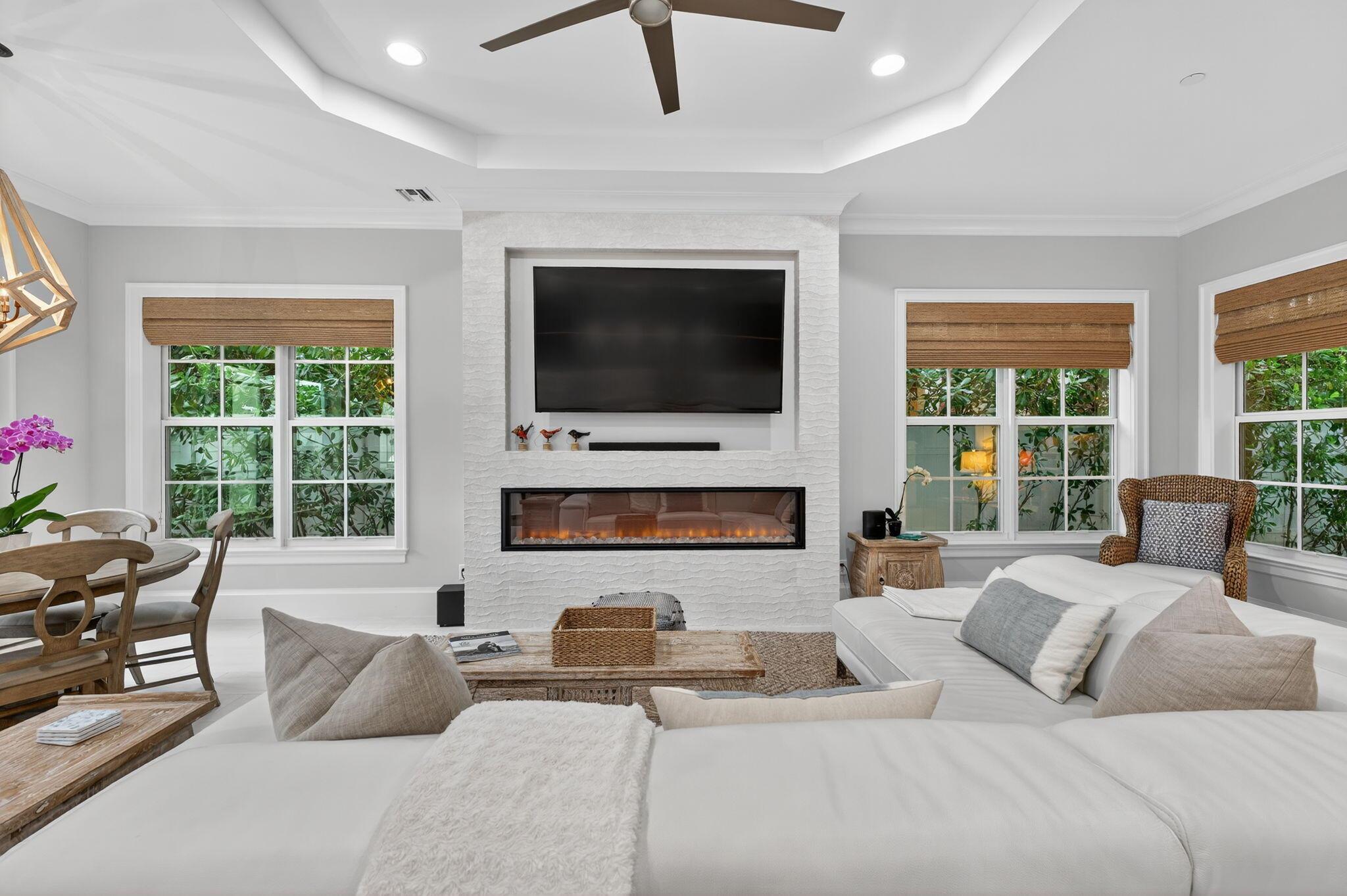 OCEANSIDE TOWNHOMES - Residential