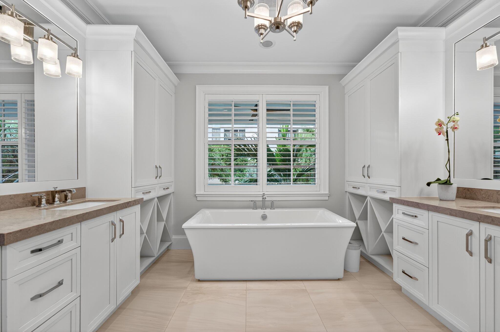 OCEANSIDE TOWNHOMES - Residential