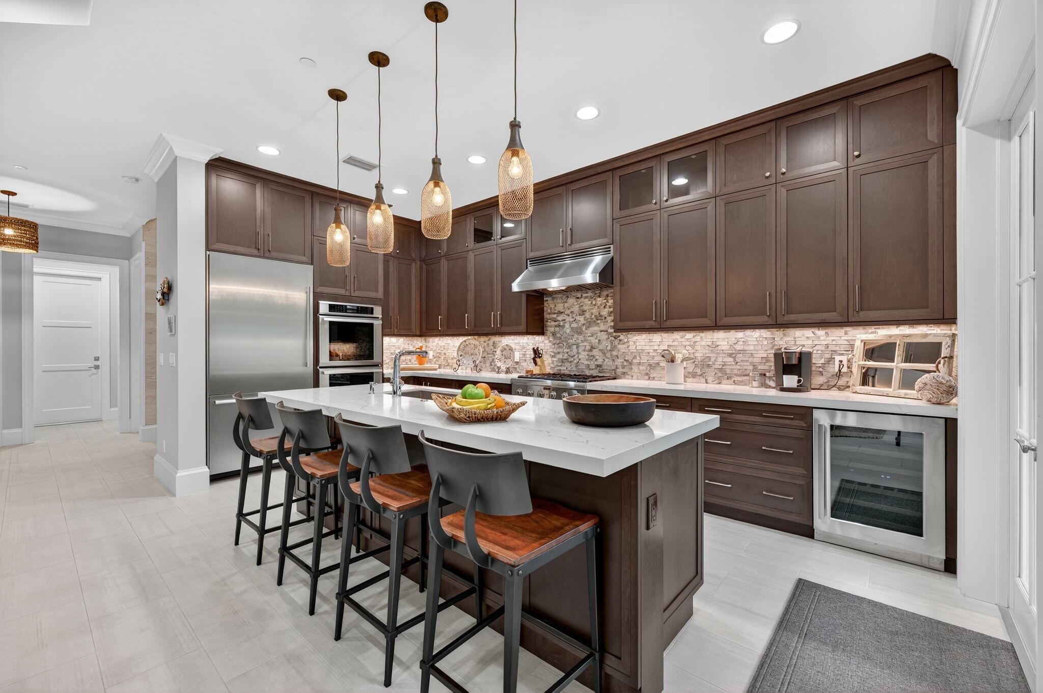 OCEANSIDE TOWNHOMES - Residential