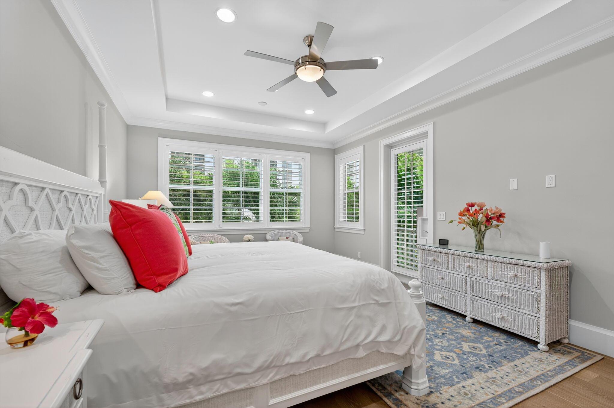 OCEANSIDE TOWNHOMES - Residential