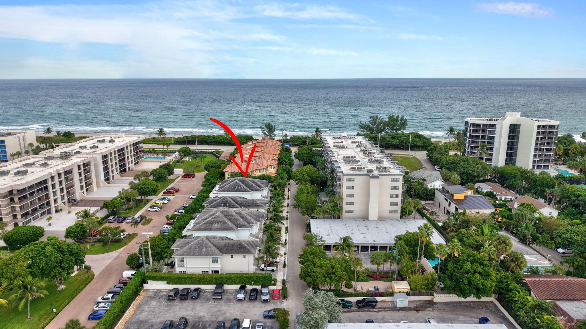 OCEANSIDE TOWNHOMES - Residential