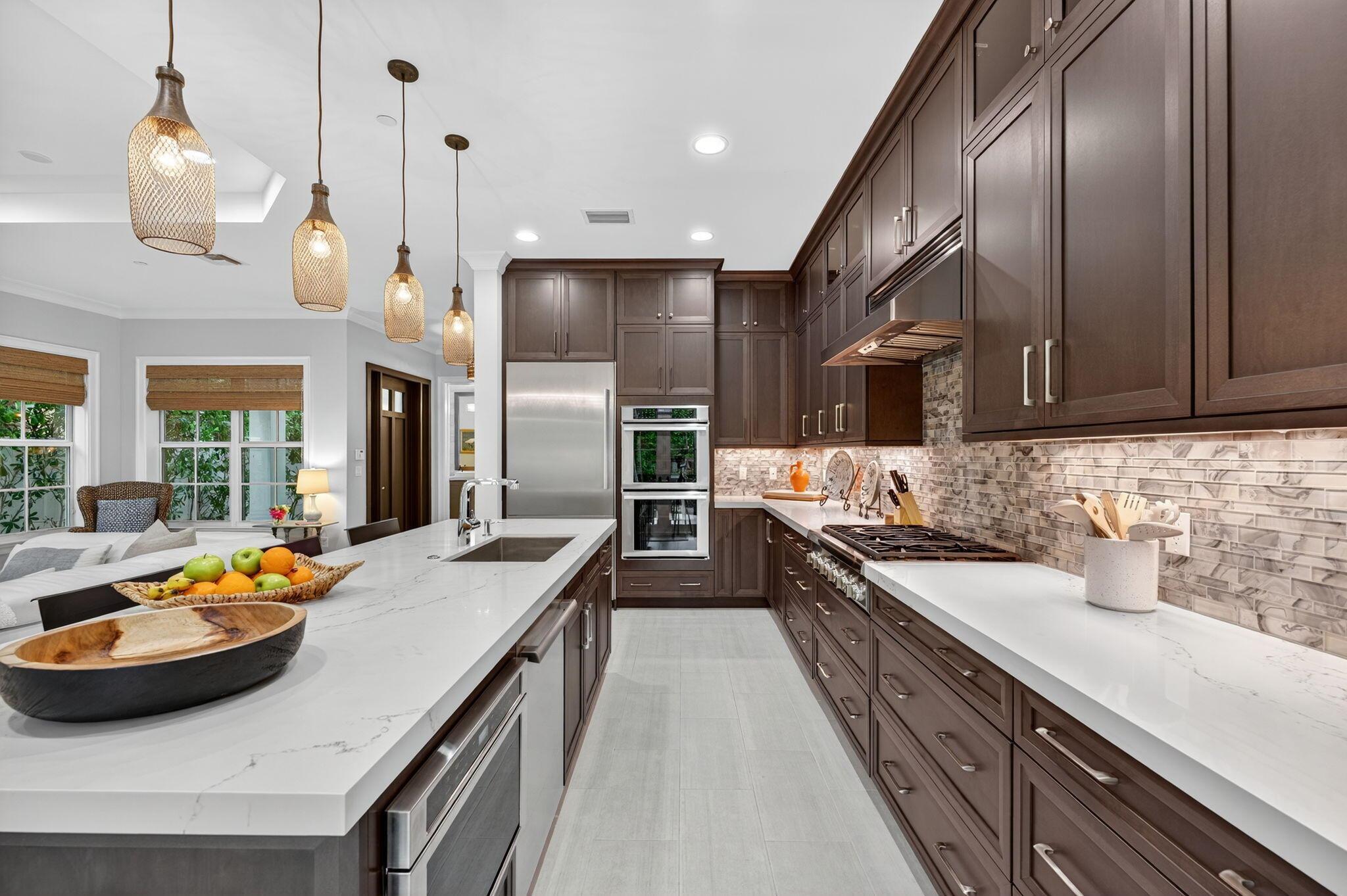 OCEANSIDE TOWNHOMES - Residential