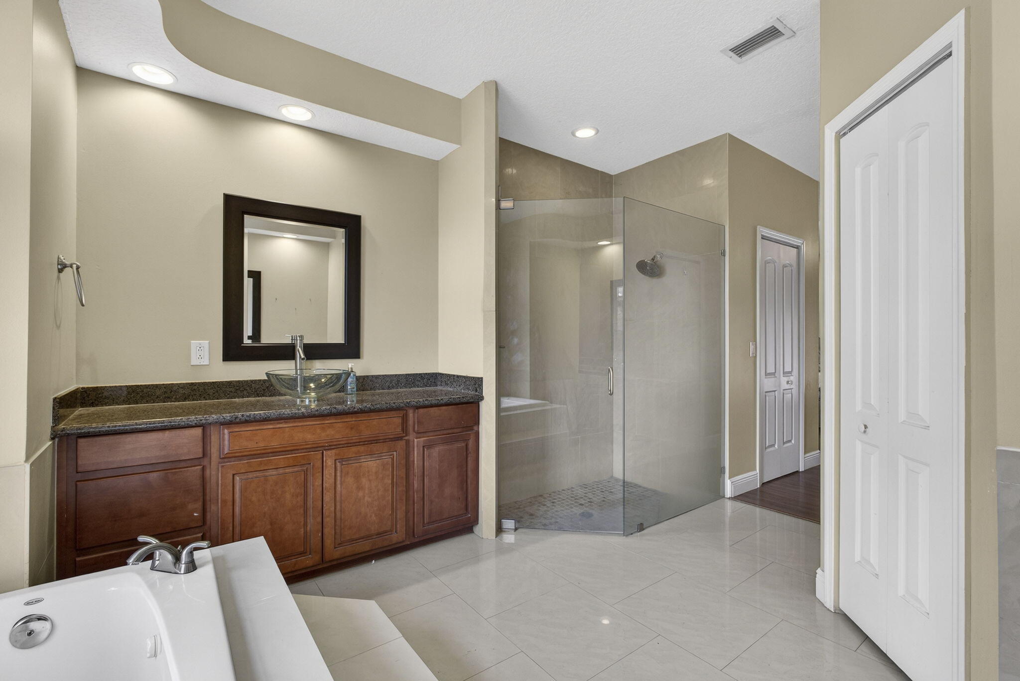 ACREAGE - Residential Lease