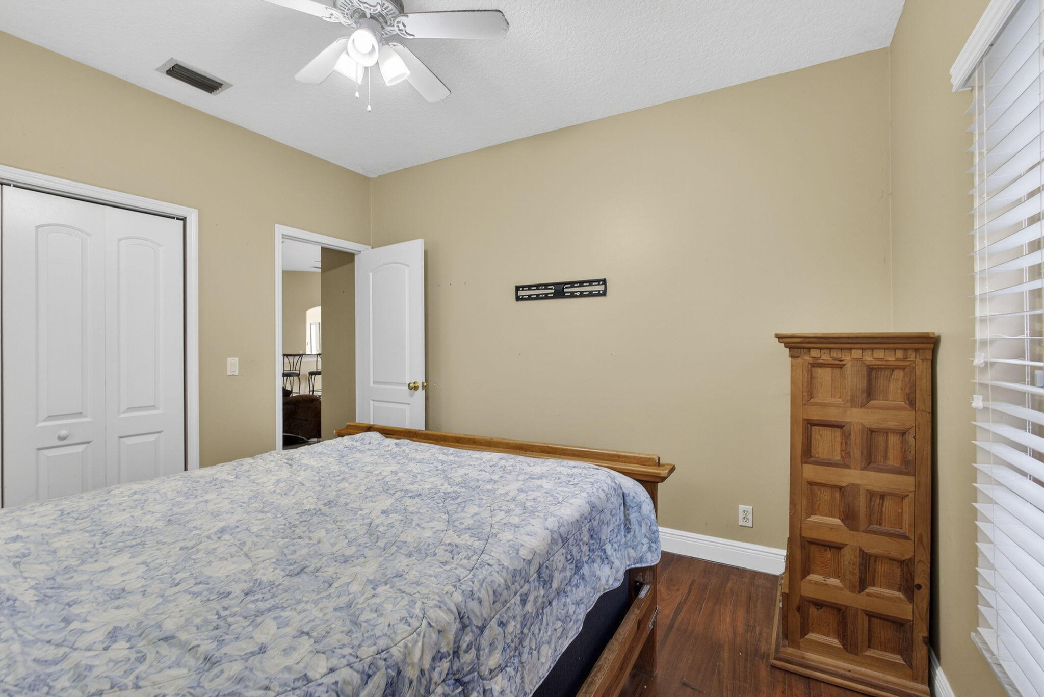 ACREAGE - Residential Lease