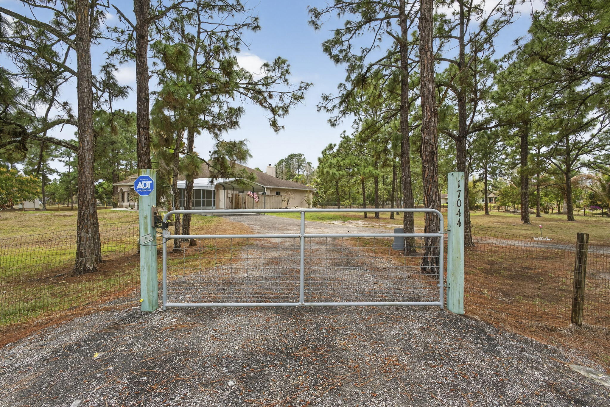 ACREAGE - Residential Lease