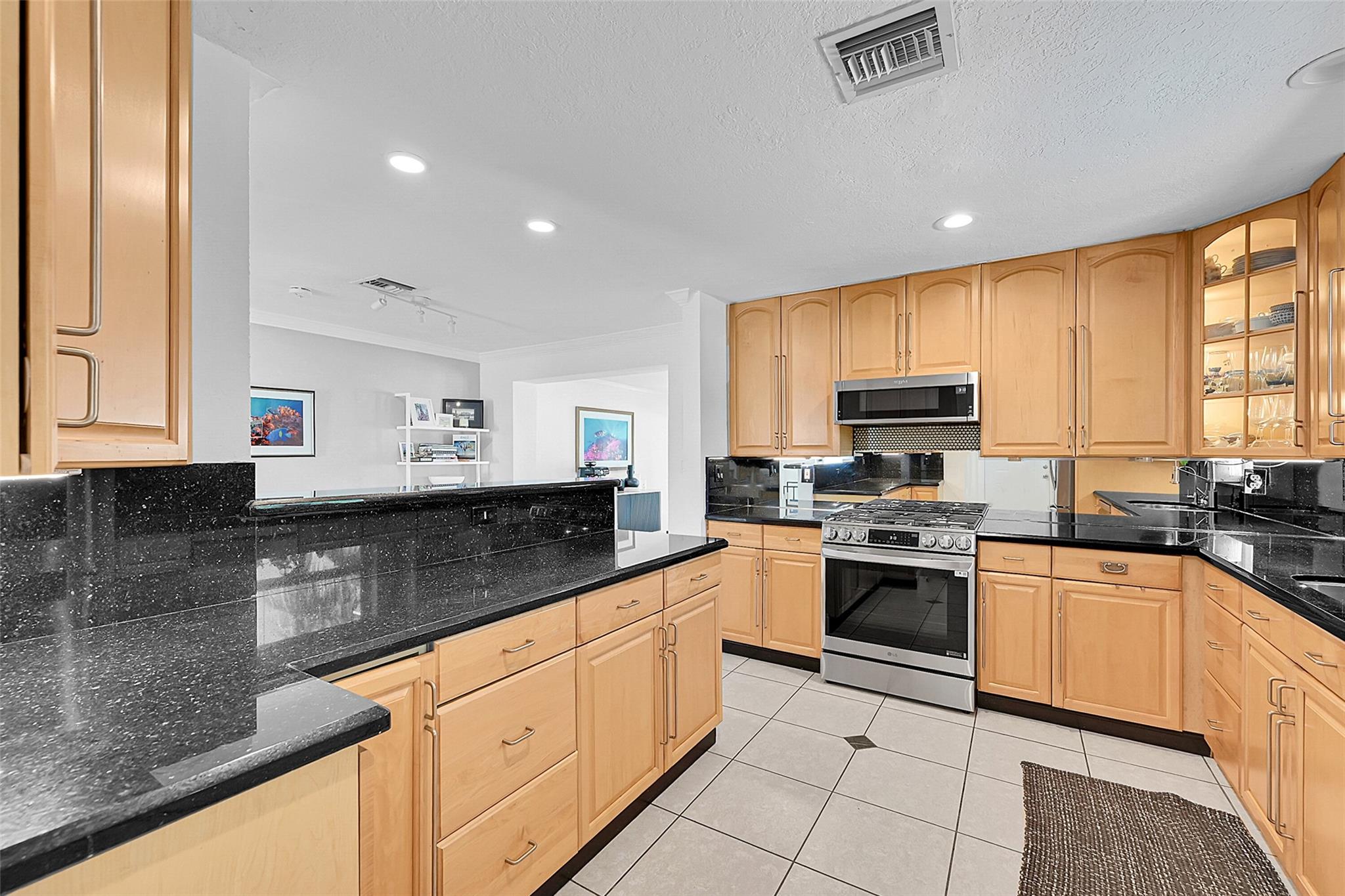 281 SW 18th Ct