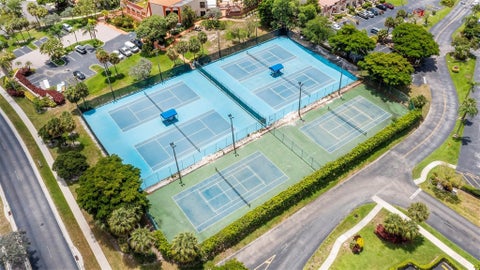 Tiny photo for 405 LIBERTY Court #405, Deerfield Beach, FL 33442 (MLS # B26087820)