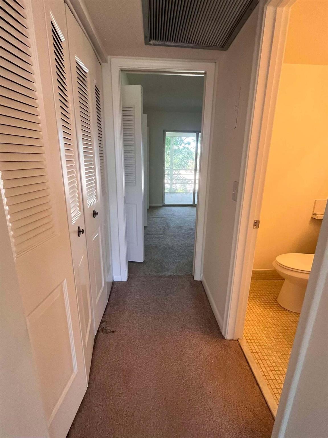 View photos, virtual tours, details... 308 Southampton A 308