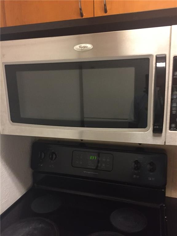 Courtyards At Windsor The - Residential Lease