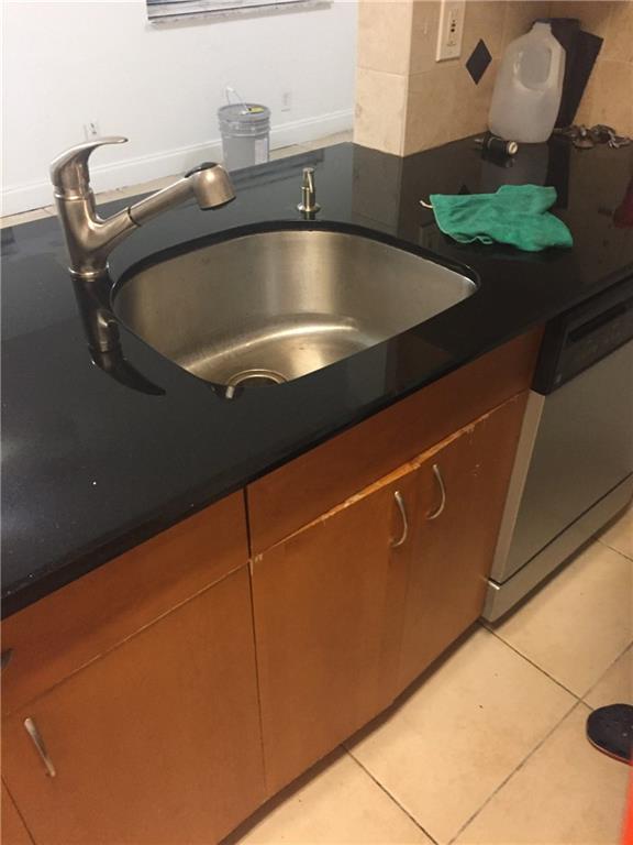 Courtyards At Windsor The - Residential Lease