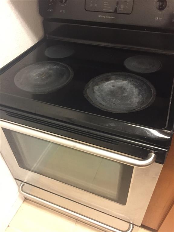 Courtyards At Windsor The - Residential Lease