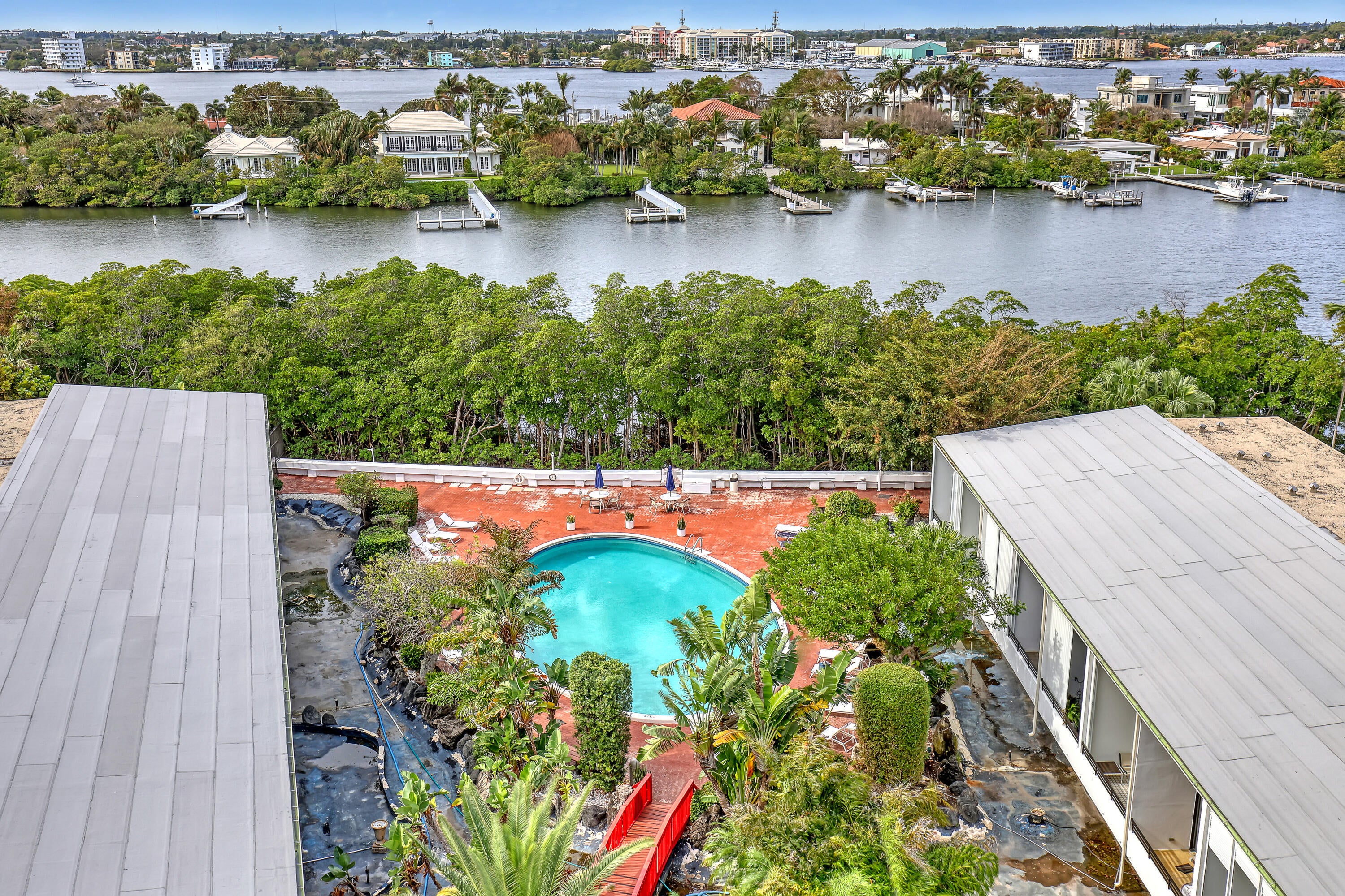 3589 S Ocean Boulevard 910