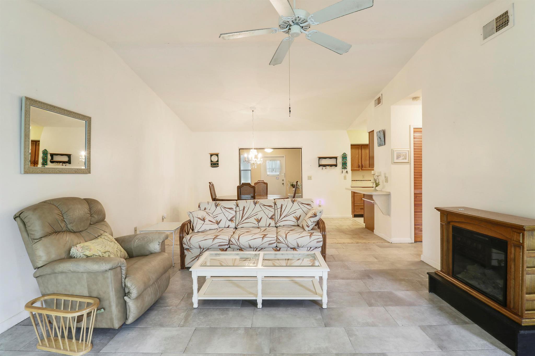 708 SE Karrigan Terrace
