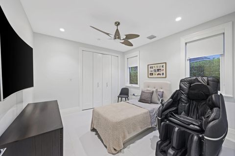 Tiny photo for 10110 Sweet Bay Street, Plantation, FL 33324 (MLS # B26007678)