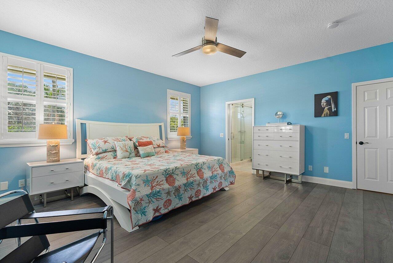 BAREFOOT COVE - Residential