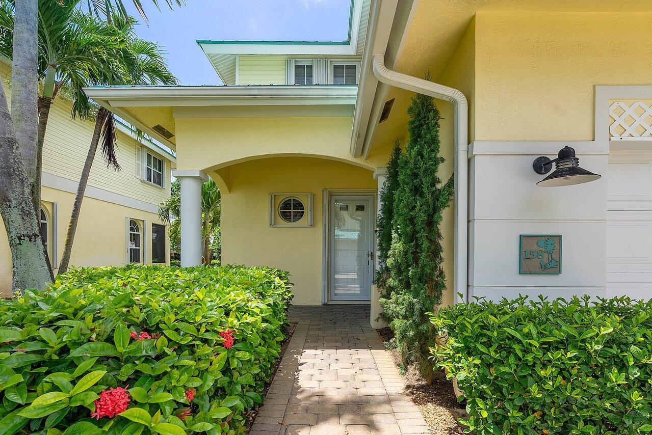 BAREFOOT COVE - Residential