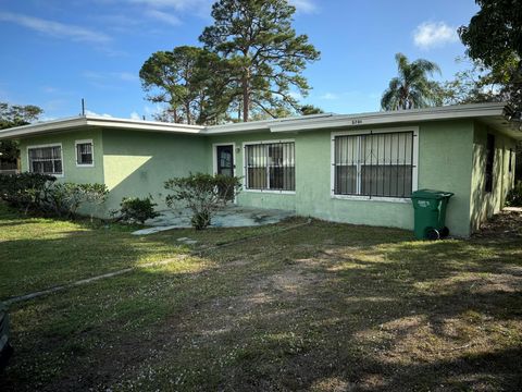 A home in Fort Pierce