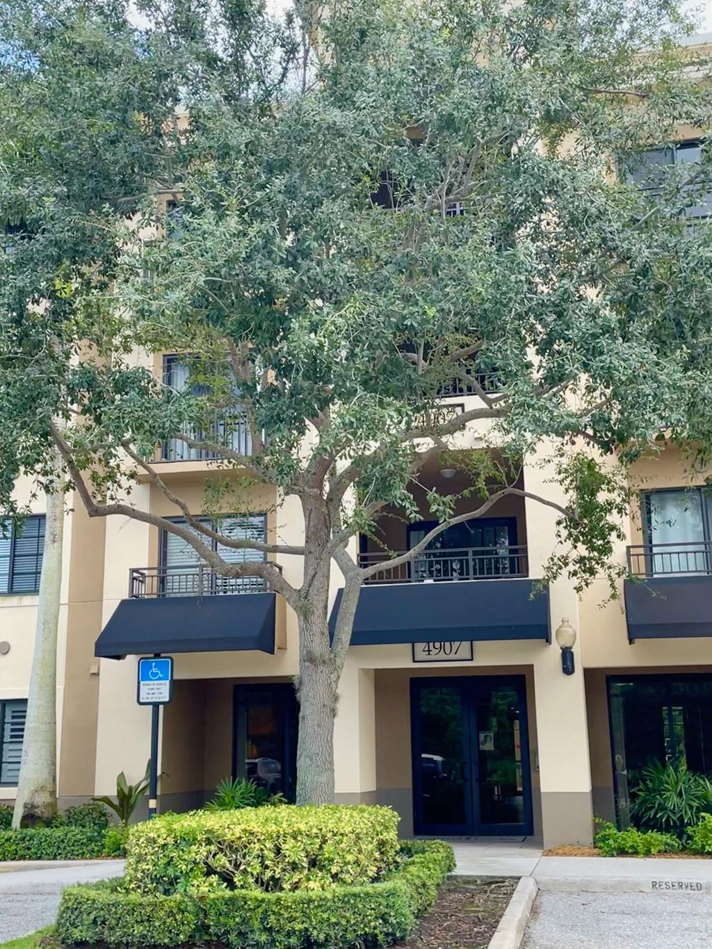 Photo of 4907 Midtown Lane #1415, Palm Beach Gardens, FL 33418 (MLS # R11011787)