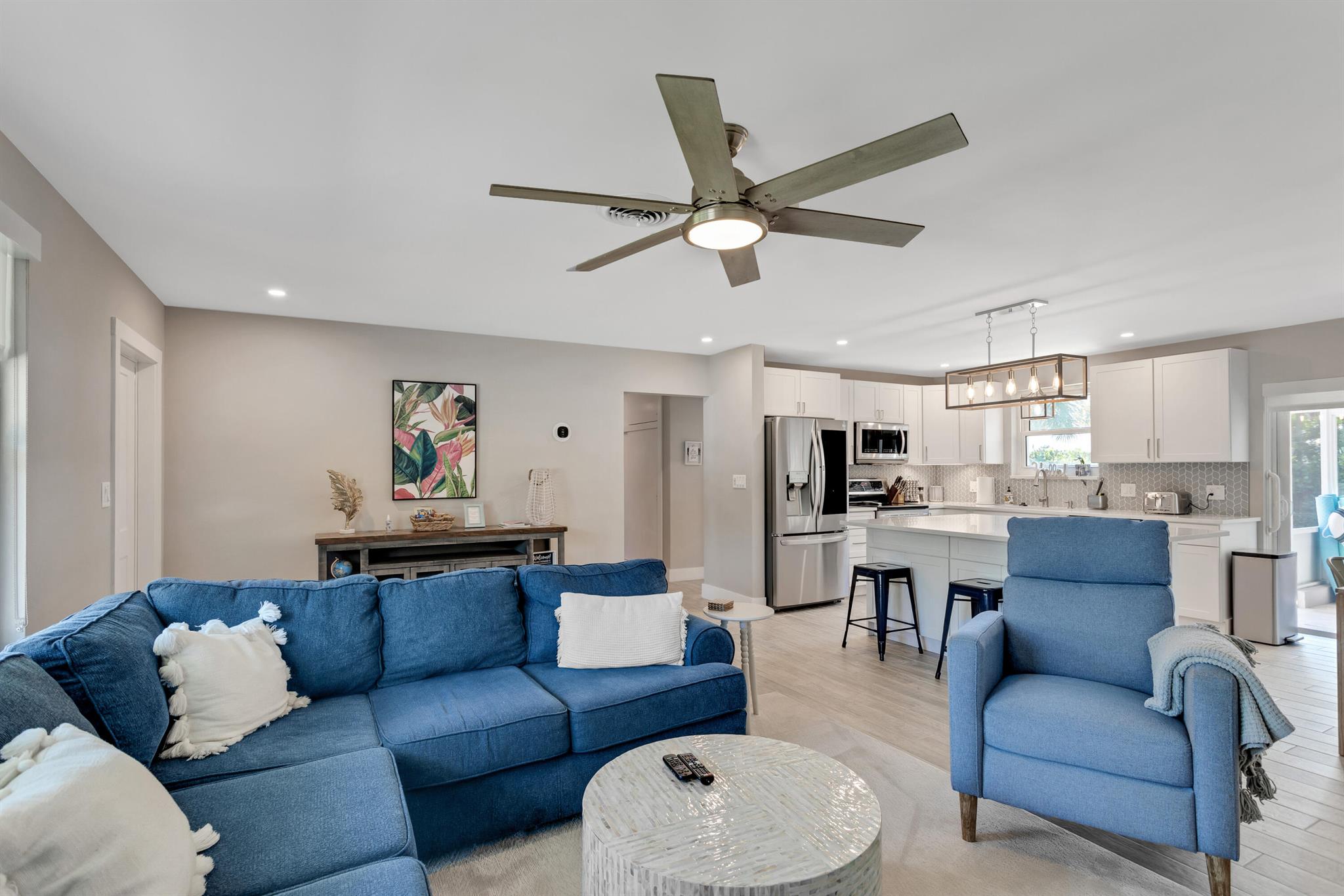 RIDGEWOOD HOMES - Residential