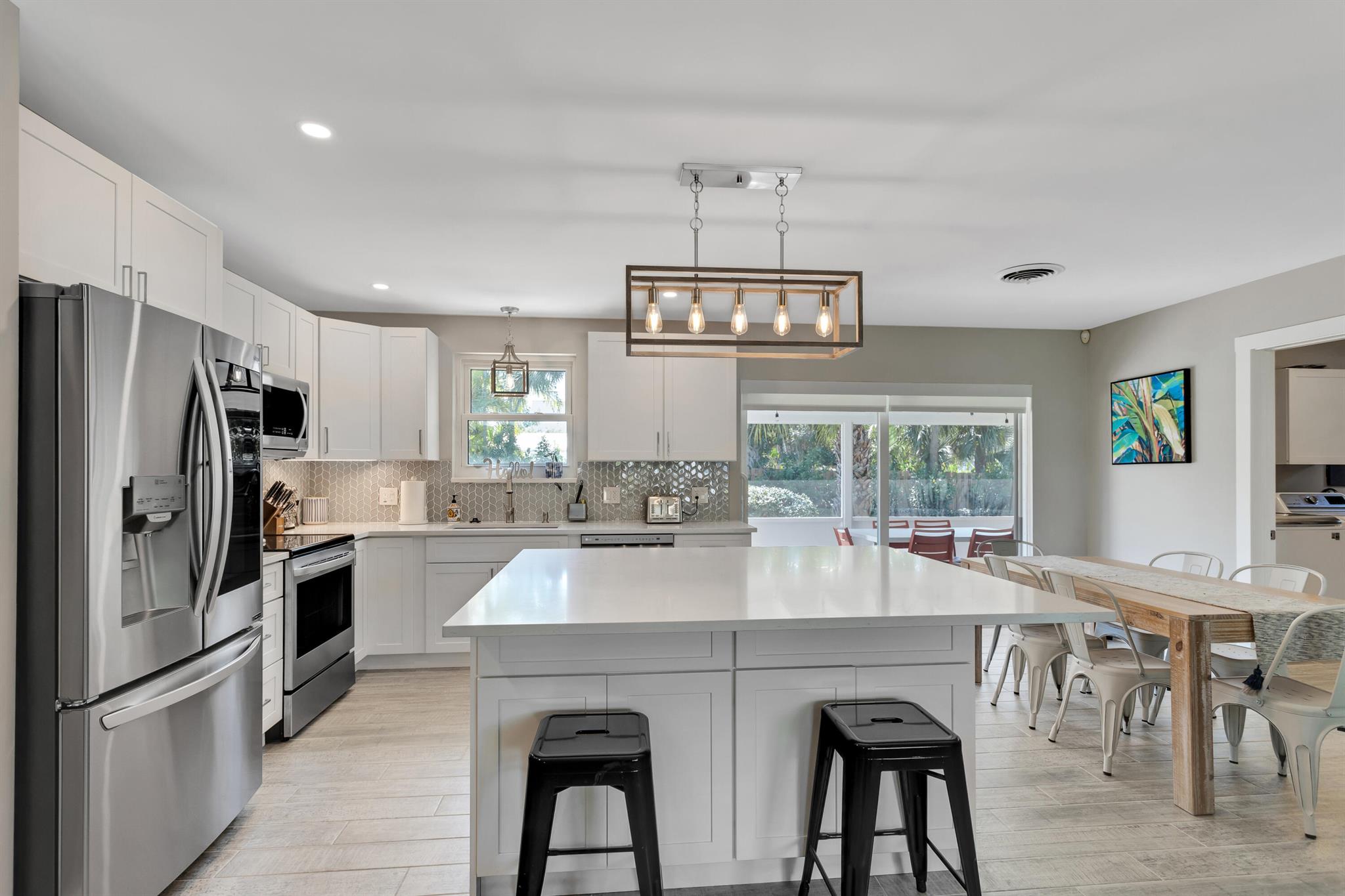 RIDGEWOOD HOMES - Residential