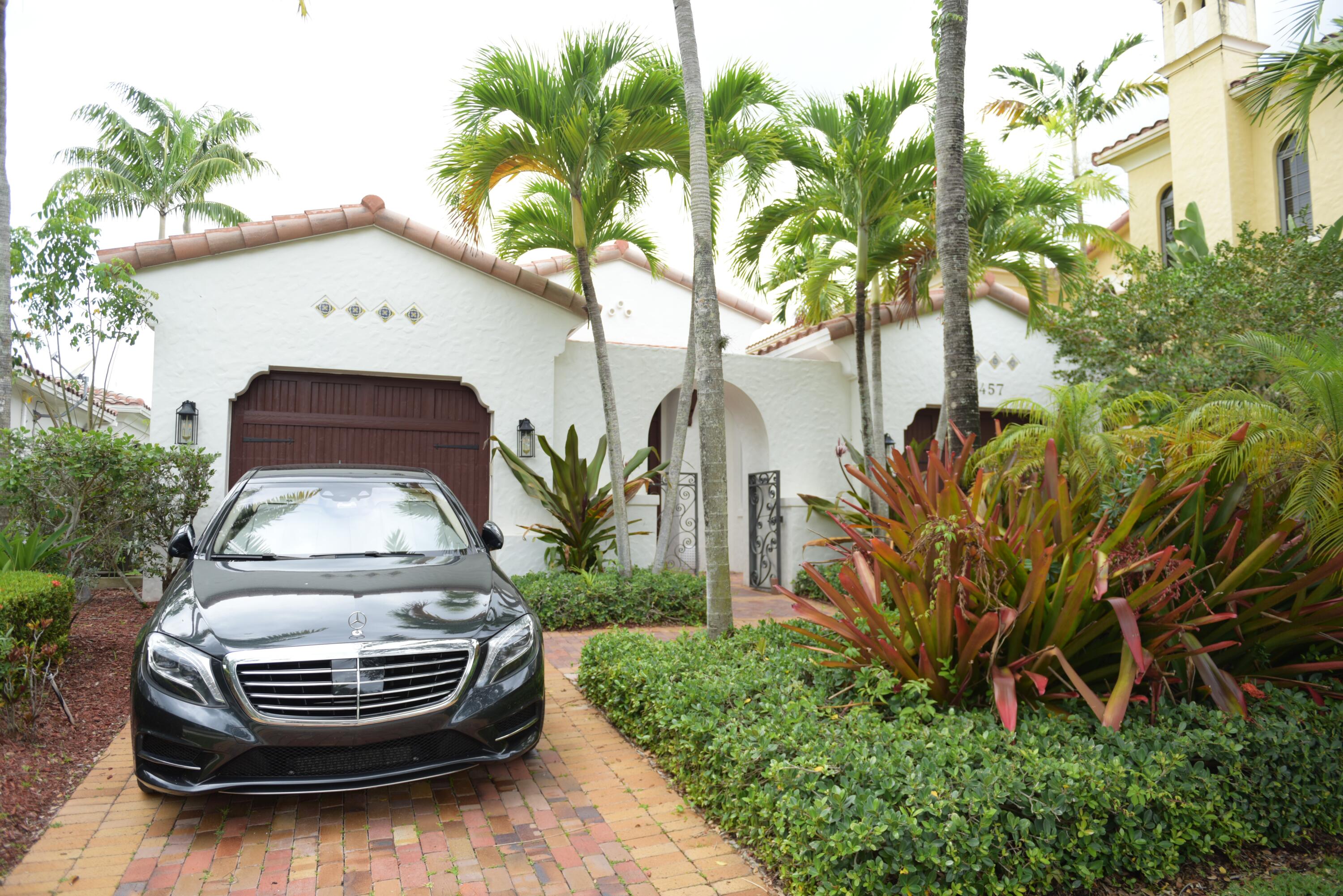 PARKLAND GOLF & COUNTRY CLUB - Residential Lease