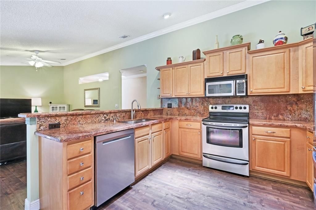 Photo of 4940 NW 92nd Ter, Coral Springs, FL 33067 (MLS # F10297272)