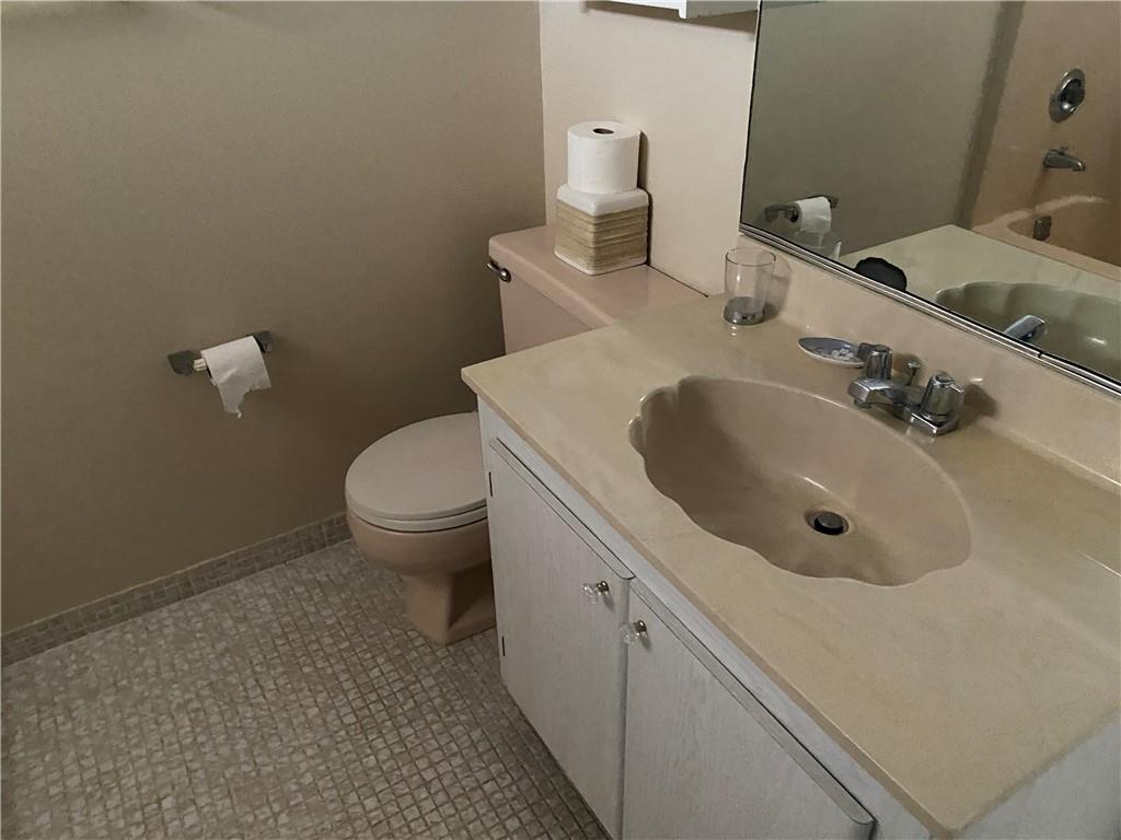 VILLAGE ROYAL GREENBRIAR - Residential