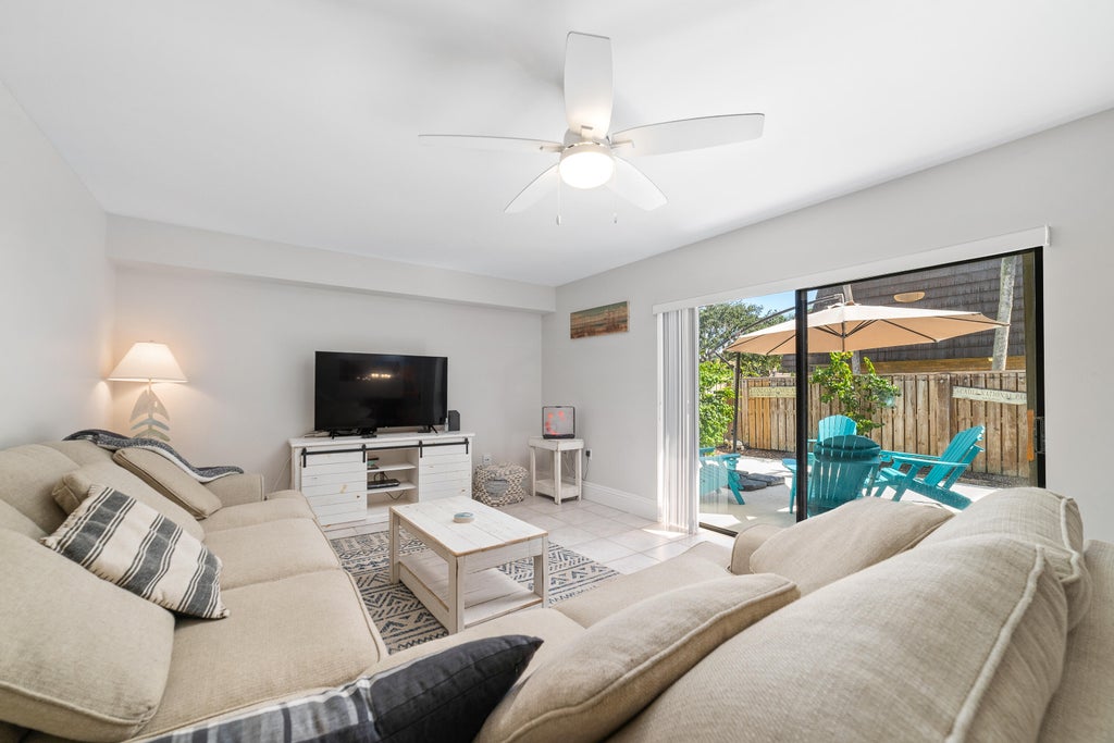 Photo of 1142 11th Court, Jupiter, FL 33477 (MLS # R11017714)