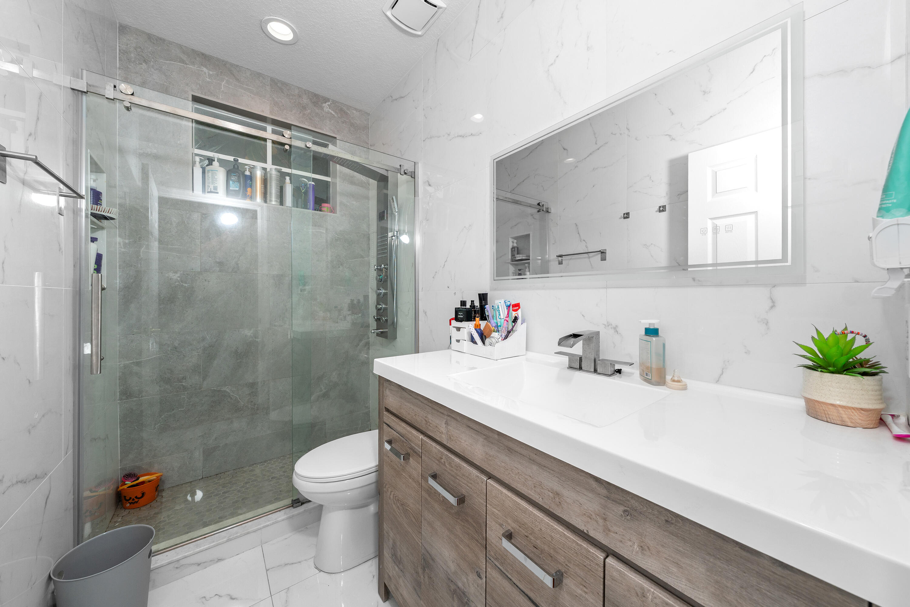 Lakeview West - Residential