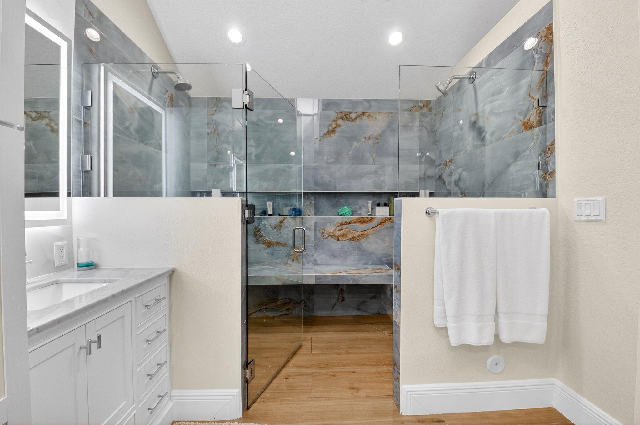 RIO POCO - Residential