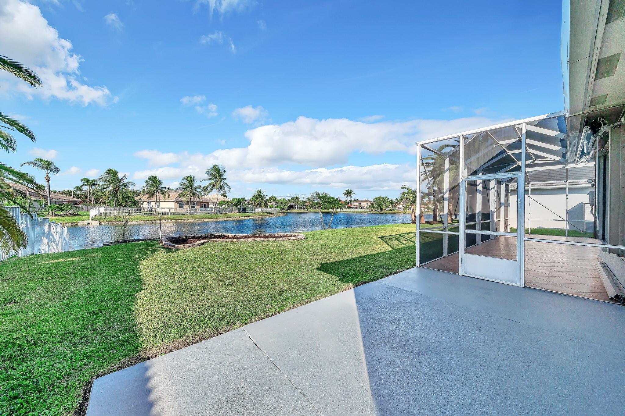 Stoneridge Lake Estates - Residential