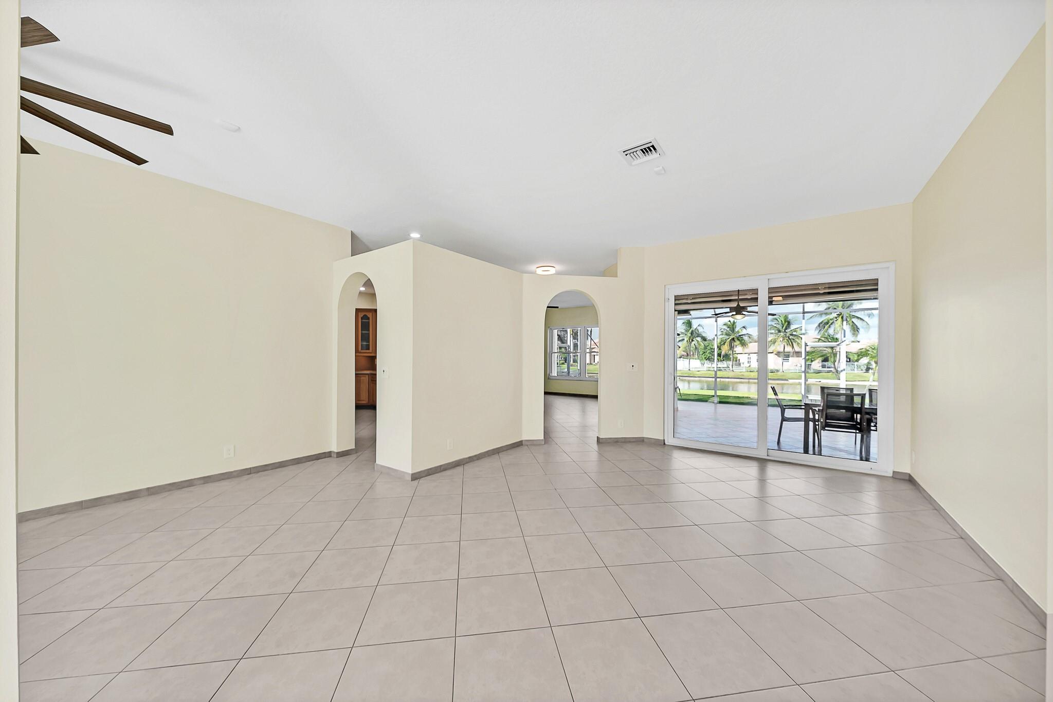 Stoneridge Lake Estates - Residential