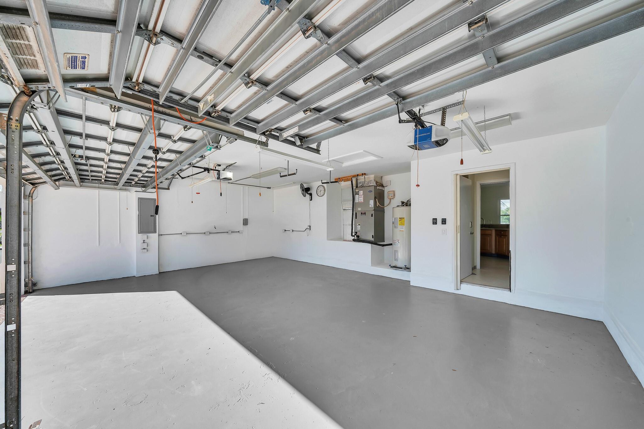 Stoneridge Lake Estates - Residential