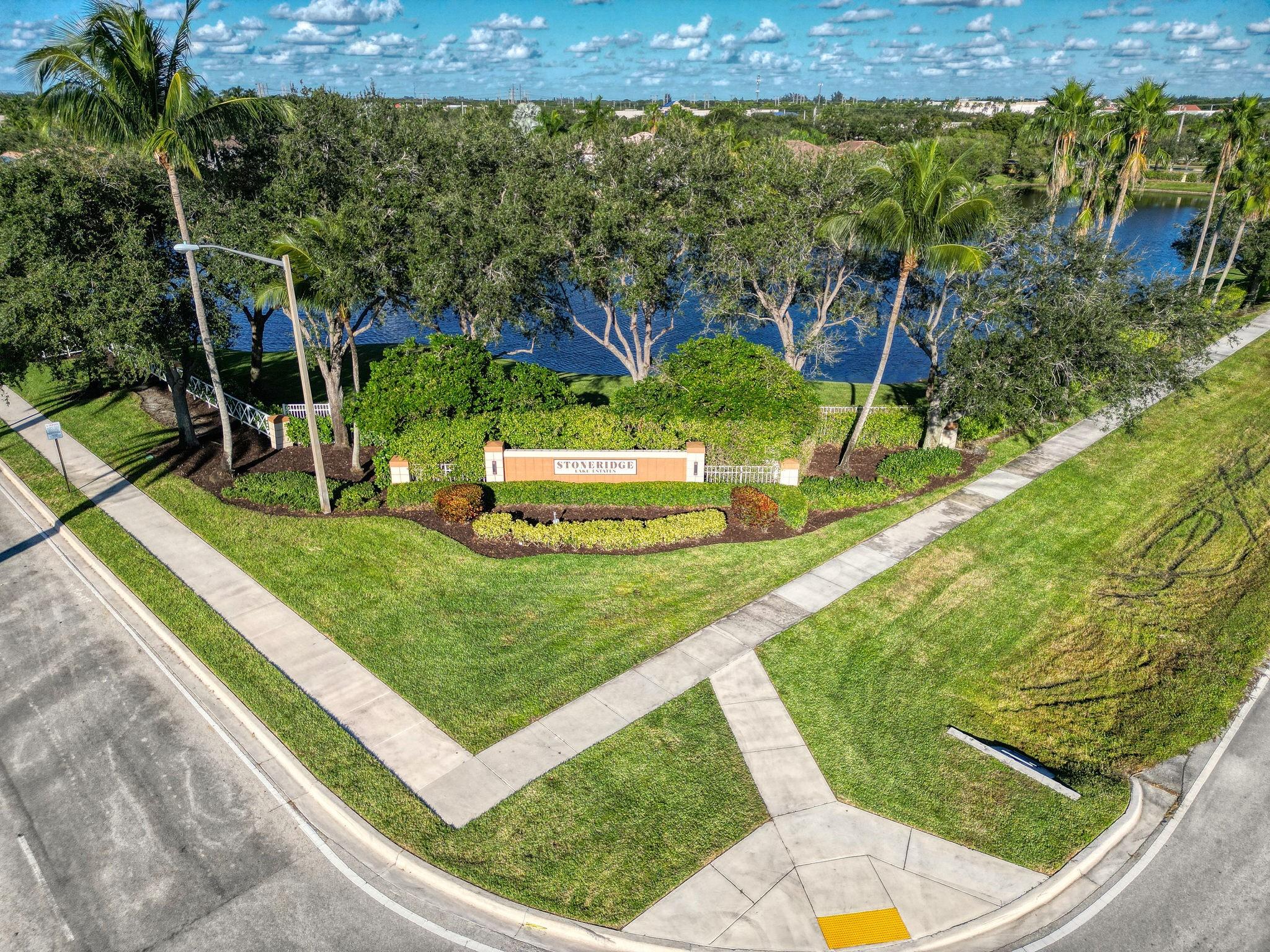 Stoneridge Lake Estates - Residential