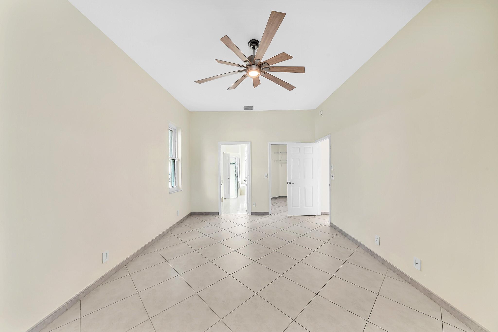 Stoneridge Lake Estates - Residential