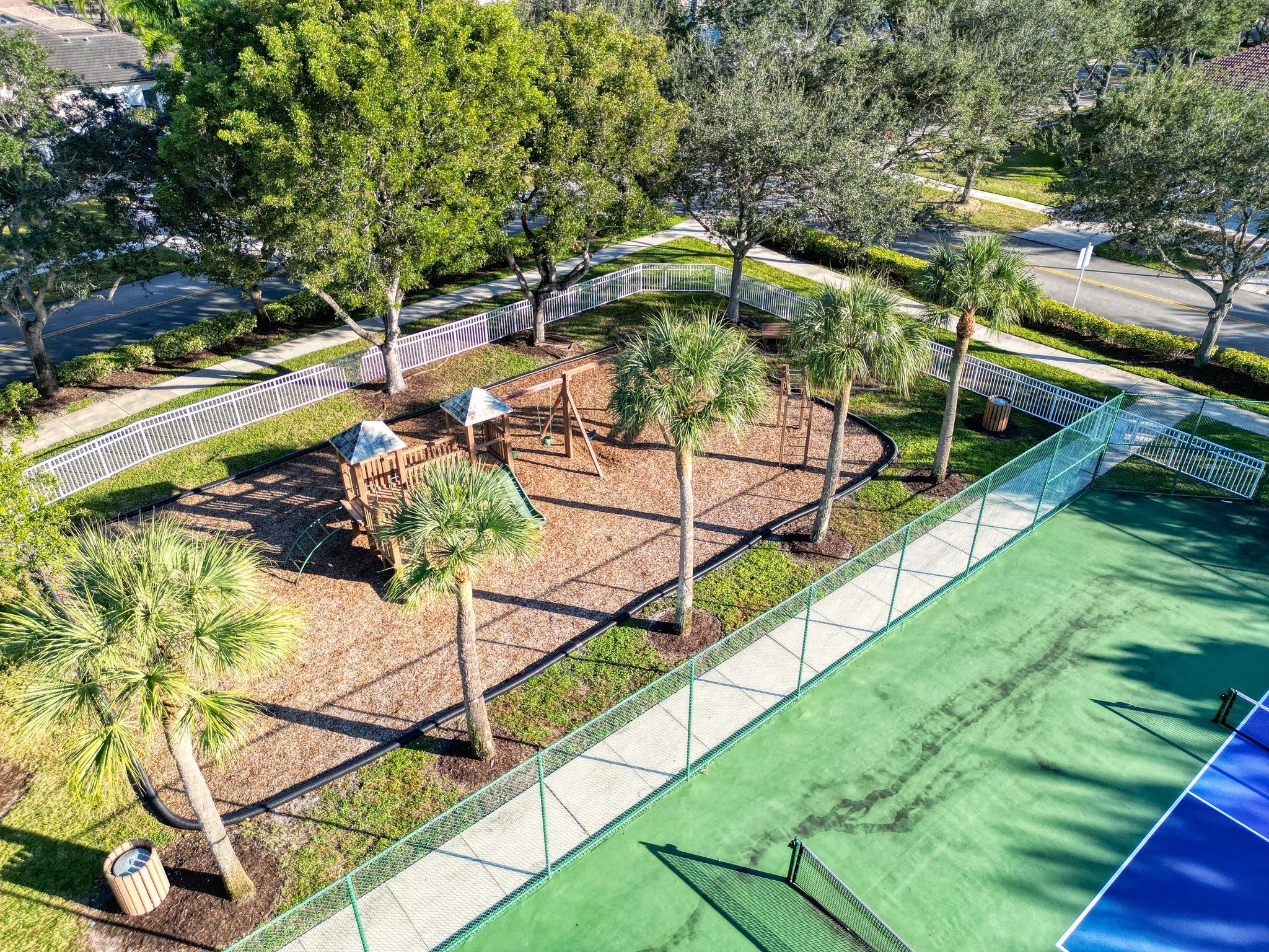 Stoneridge Lake Estates - Residential