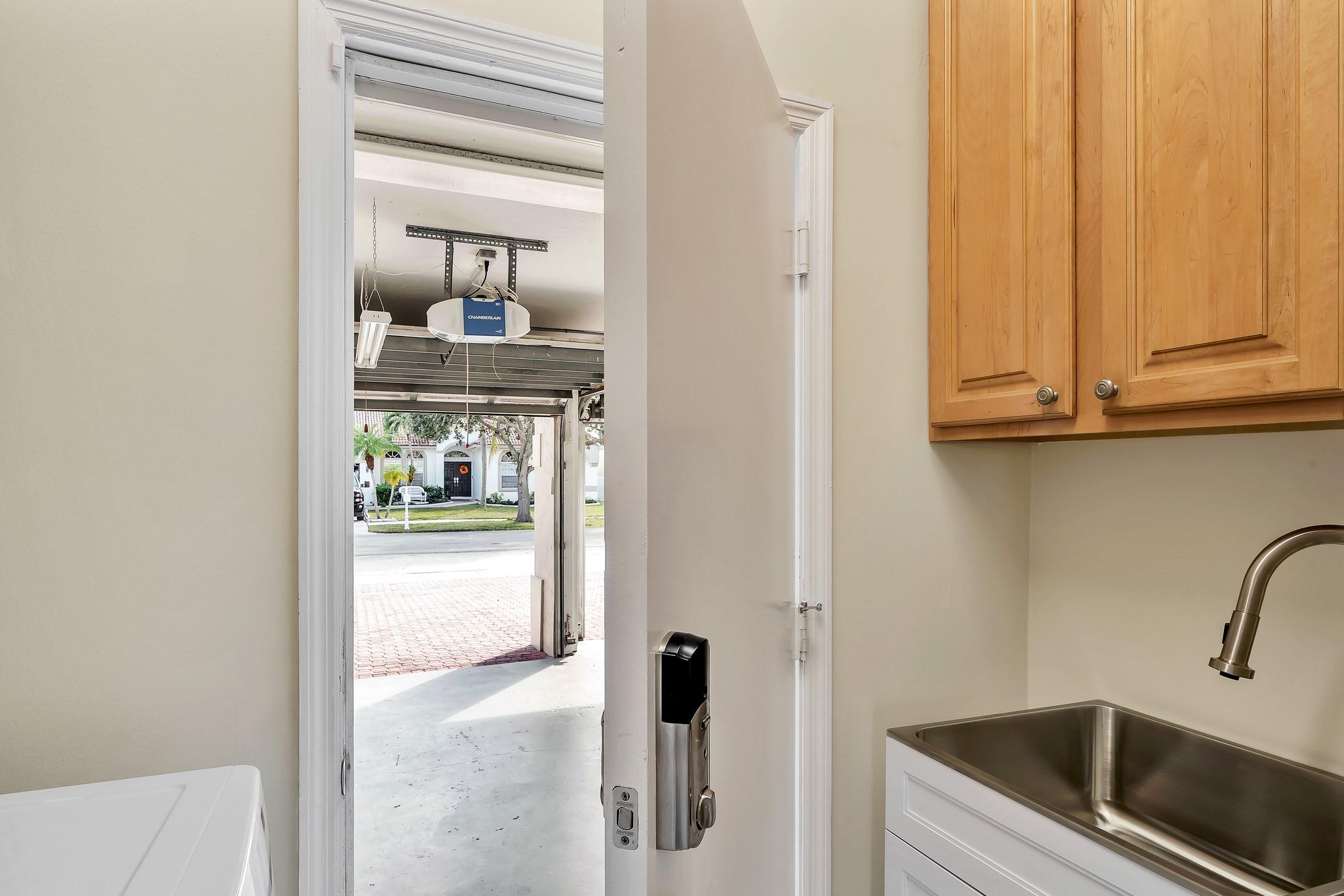 Stoneridge Lake Estates - Residential