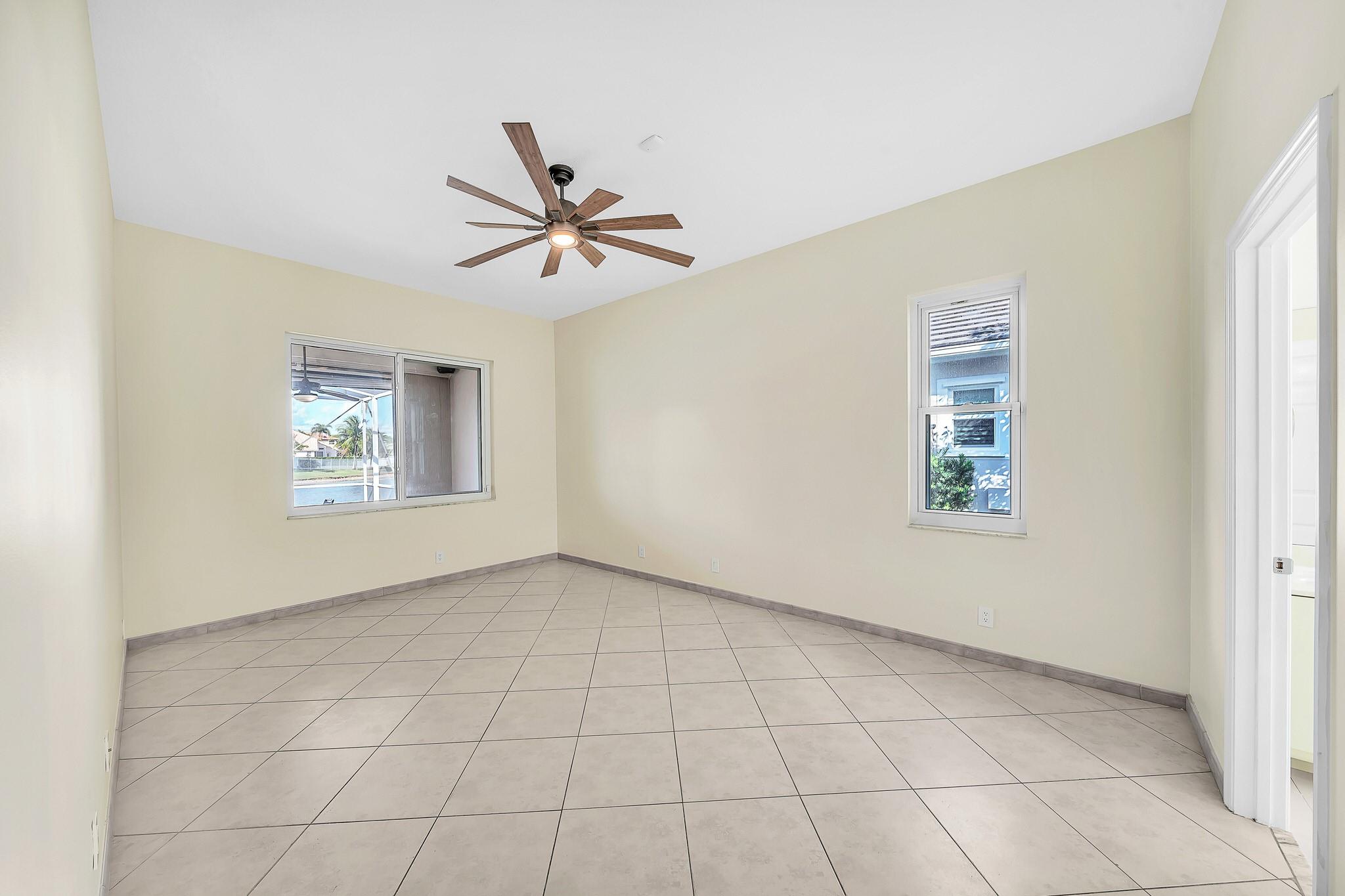 Stoneridge Lake Estates - Residential