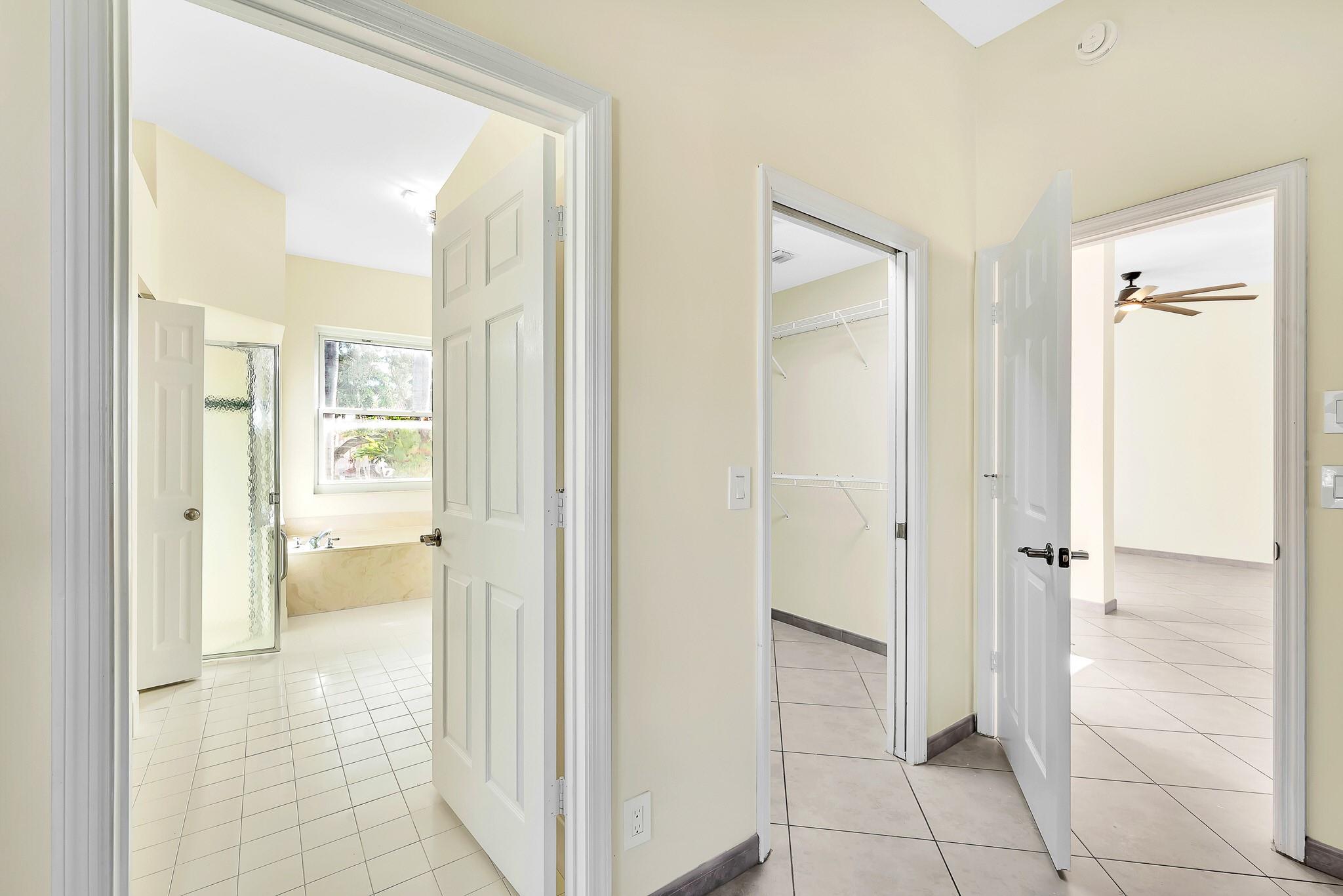 Stoneridge Lake Estates - Residential