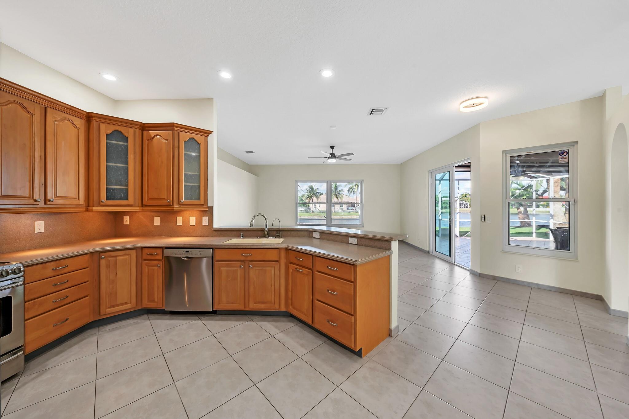 Stoneridge Lake Estates - Residential