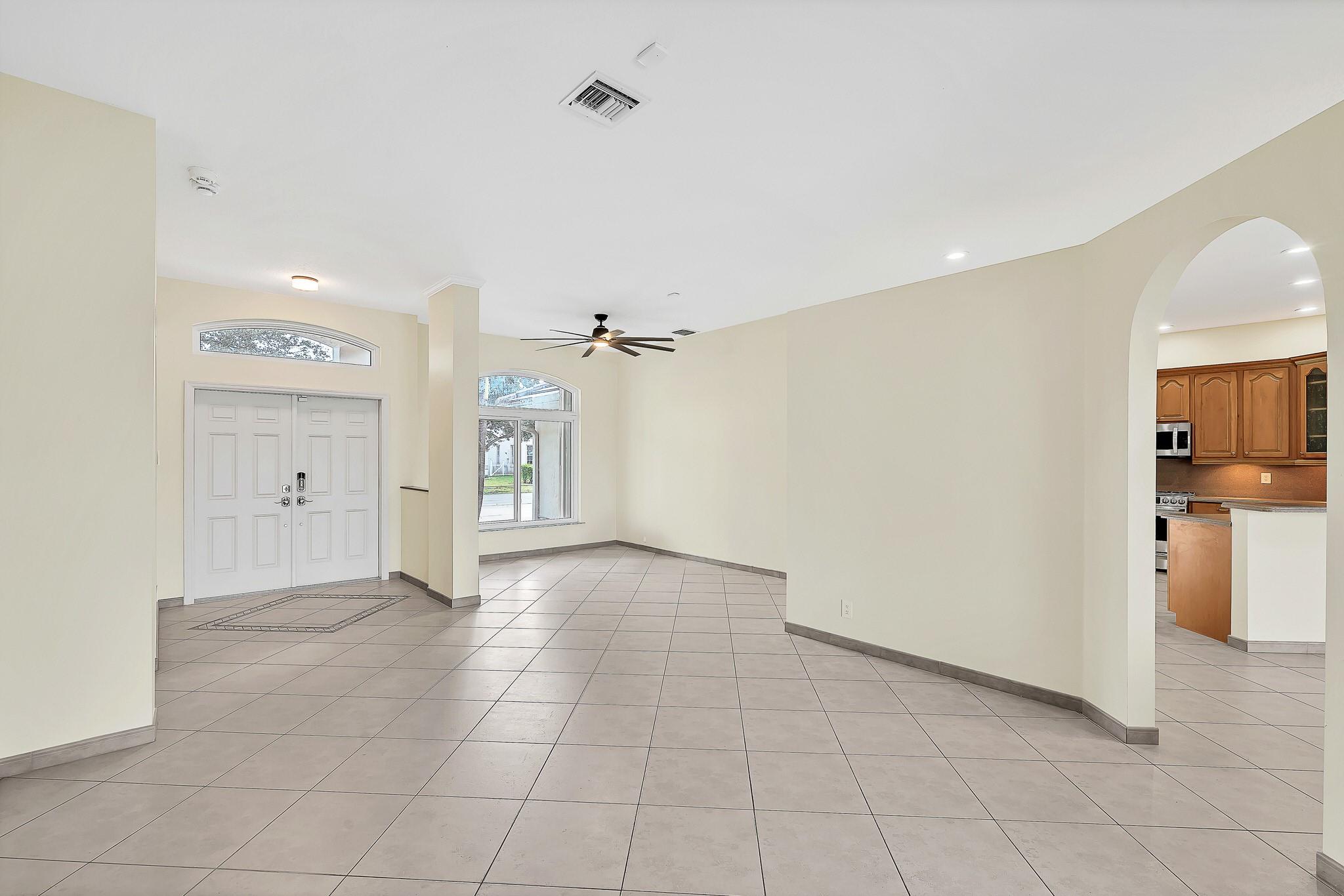 Stoneridge Lake Estates - Residential