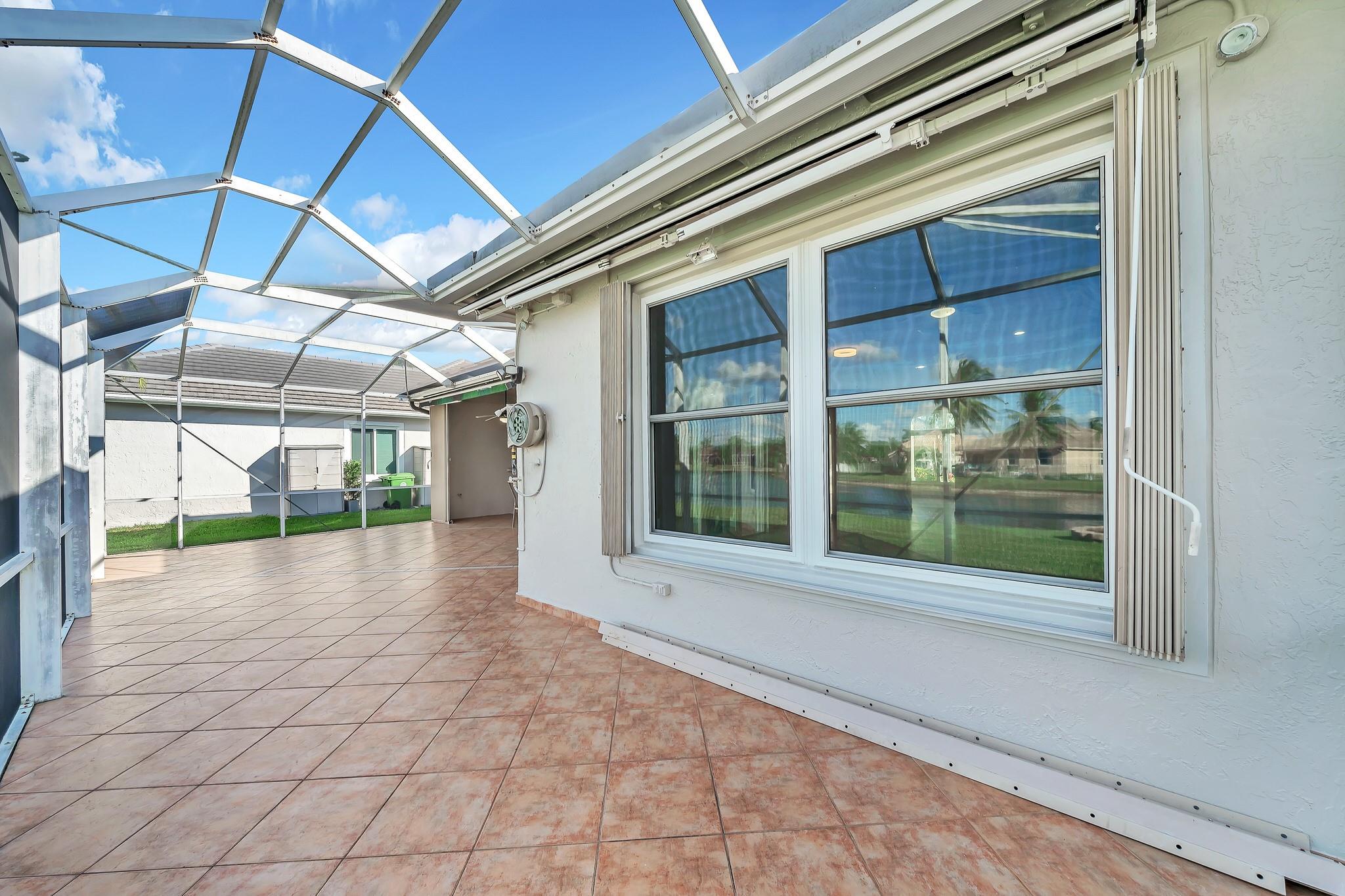 Stoneridge Lake Estates - Residential