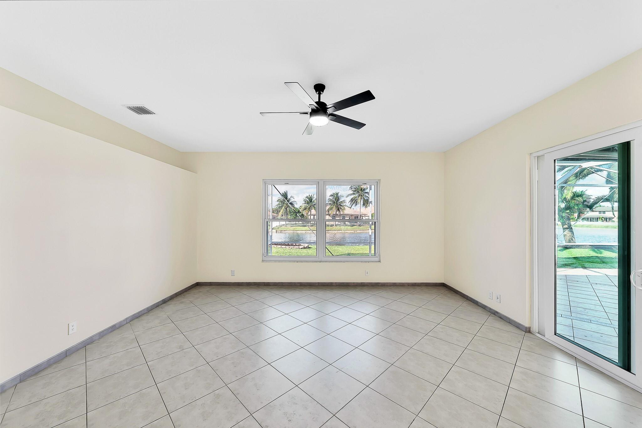 Stoneridge Lake Estates - Residential