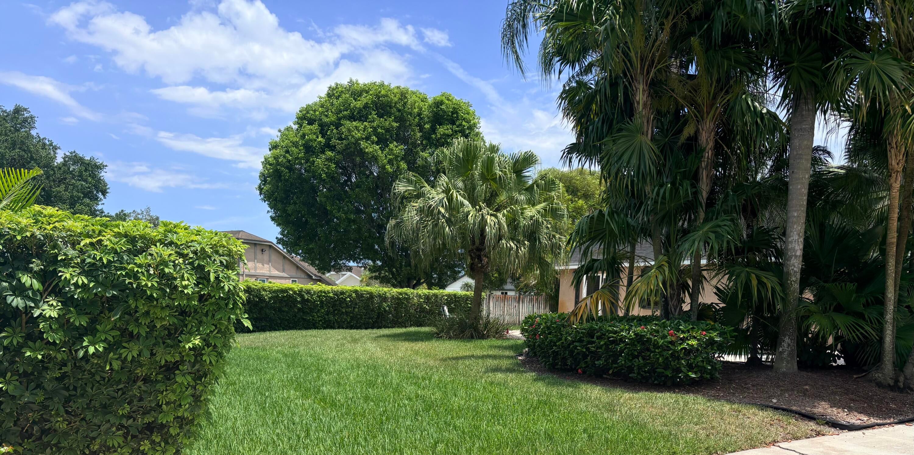 15943 W Wind Circle