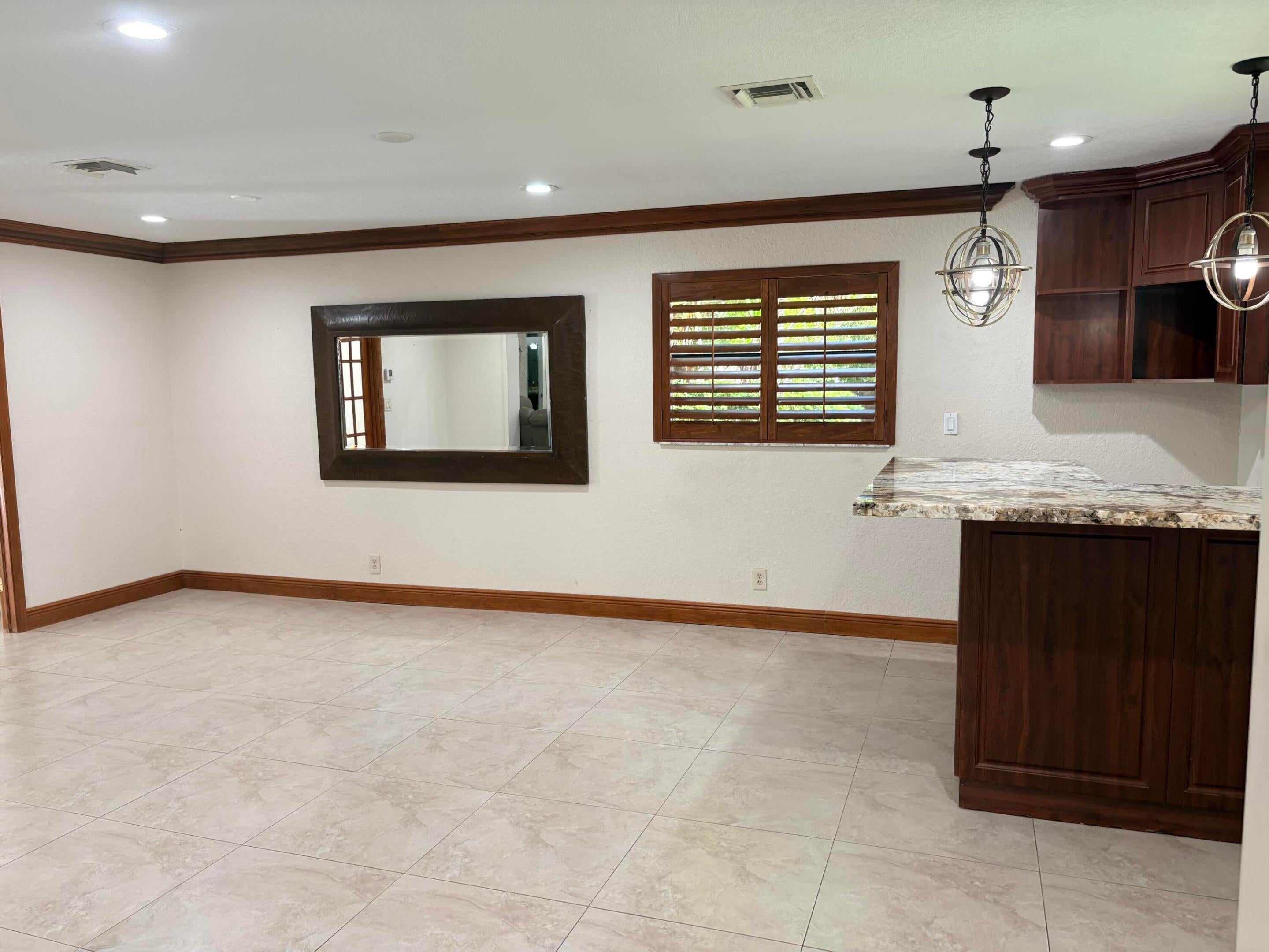 15943 W Wind Circle