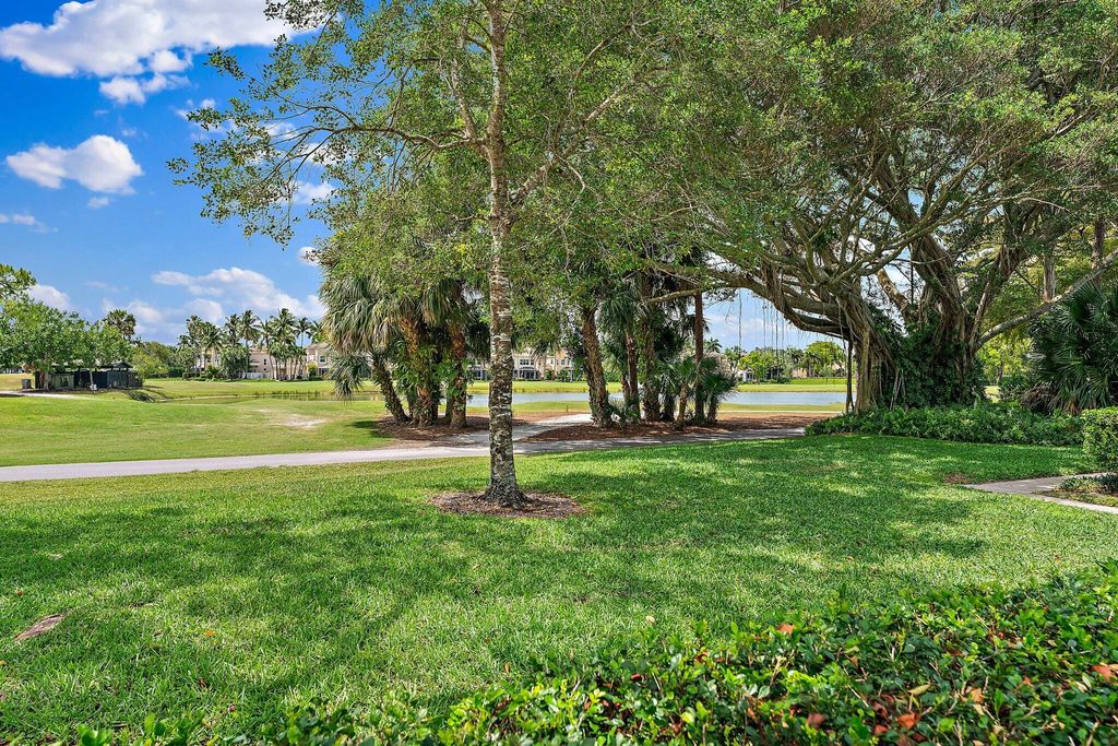 Photo of 1322 13th Terrace, Palm Beach Gardens, FL 33418 (MLS # R10974396)